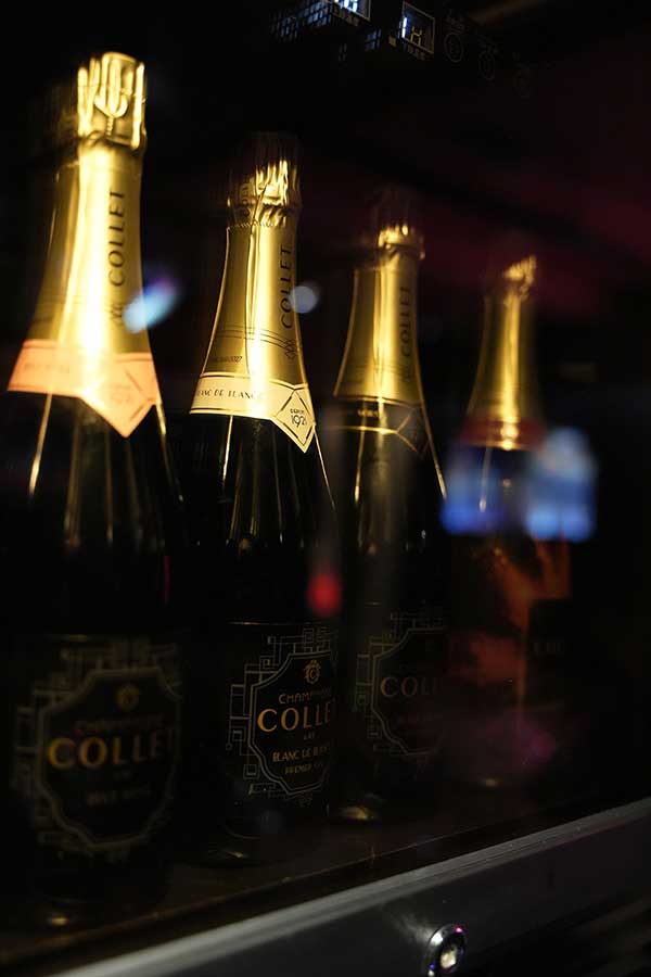 Champagne COLLET ボトル棚